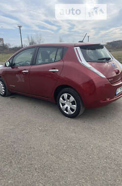 Хэтчбек Nissan Leaf 2015 в Коломые