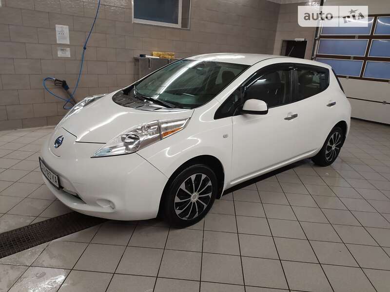 Nissan Leaf 2014