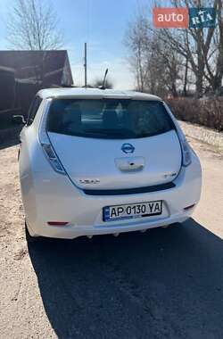 Хэтчбек Nissan Leaf 2014 в Запорожье