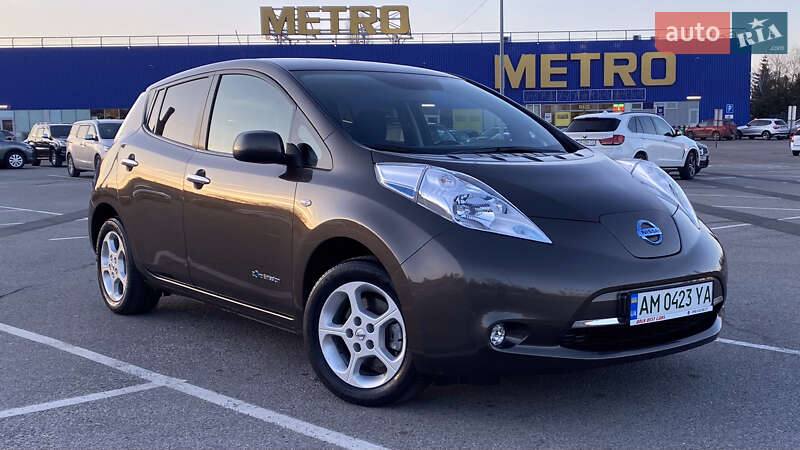 Хэтчбек Nissan Leaf 2017 в Житомире