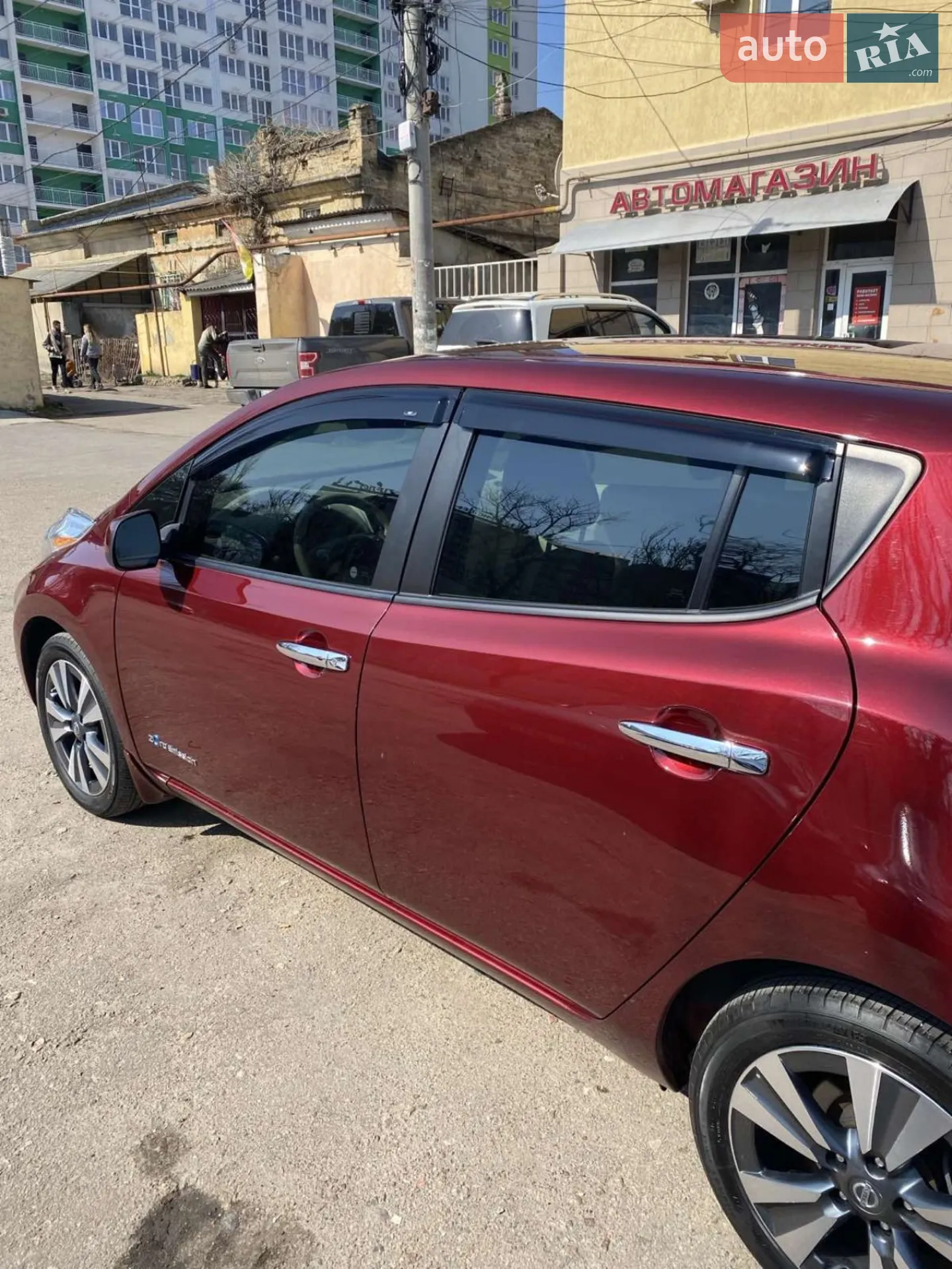 2017 Nissan Leaf - мініатюра 2
