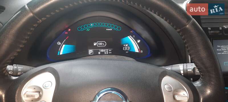 Хэтчбек Nissan Leaf 2013 в Измаиле