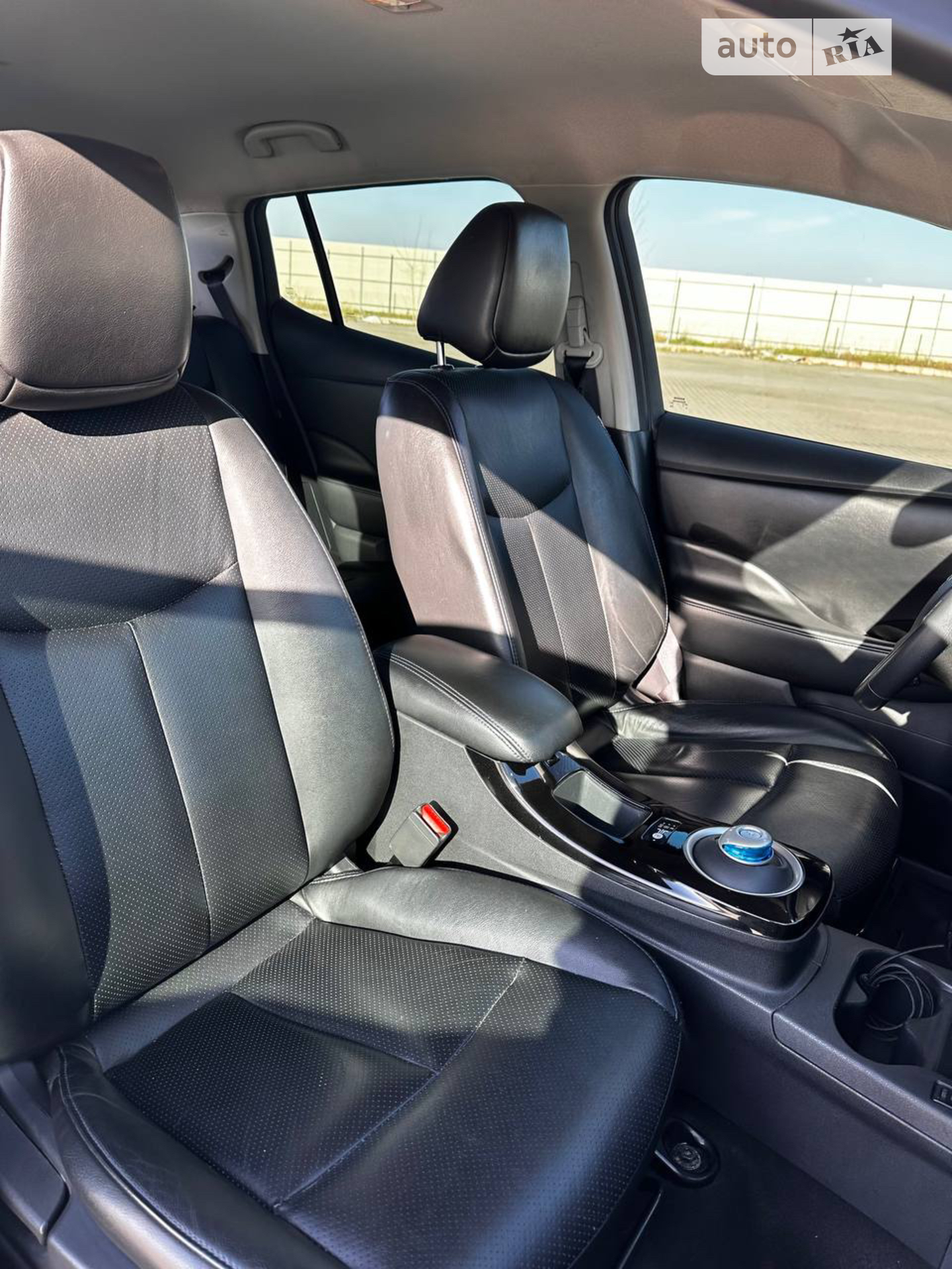 2016 Nissan Leaf - мініатюра 6