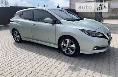 Хетчбек Nissan Leaf 2018 в Мукачевому