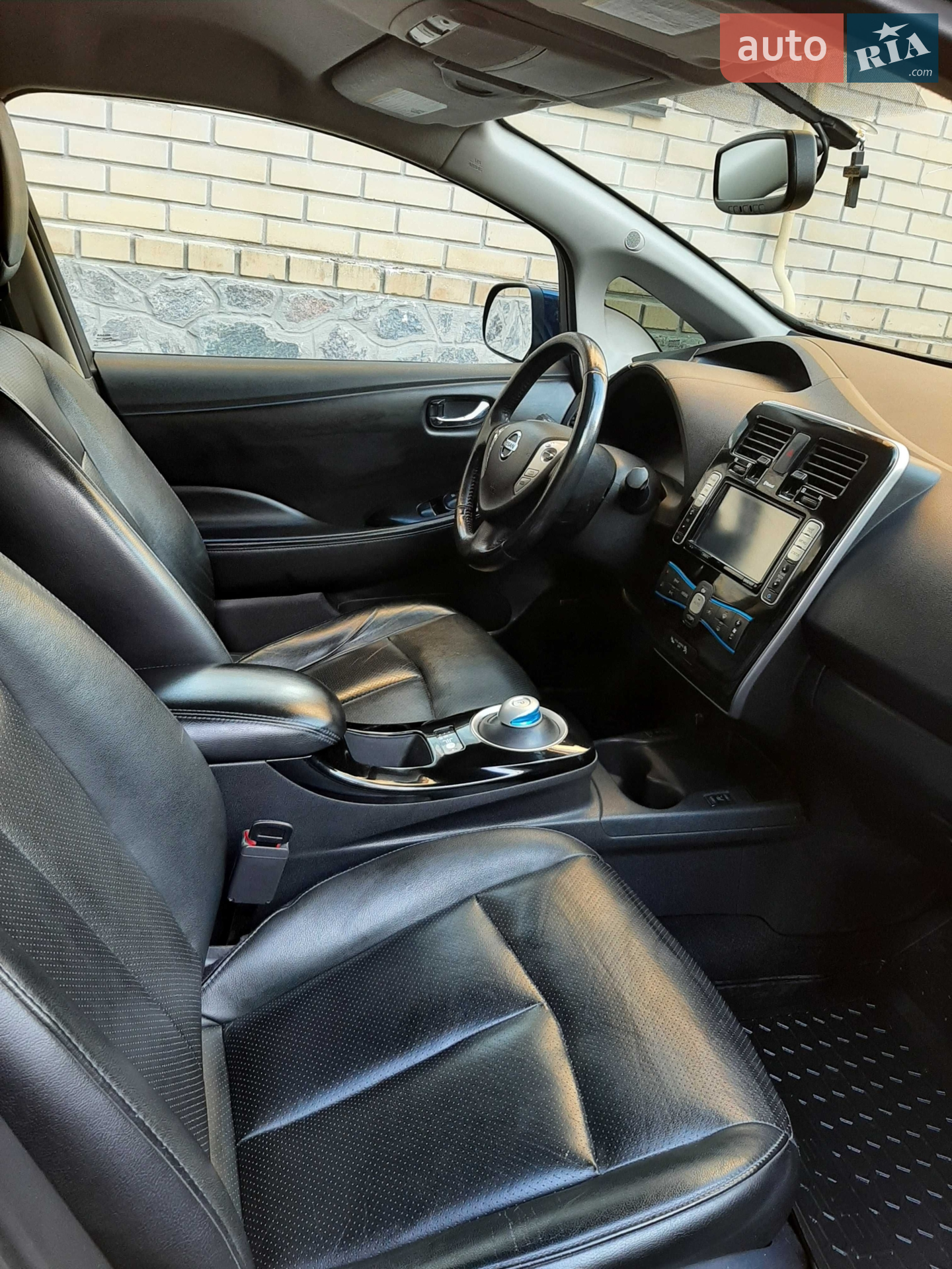 2015 Nissan Leaf - мініатюра 16