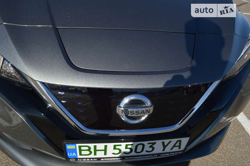 Хэтчбек Nissan Leaf 2018 в Одессе