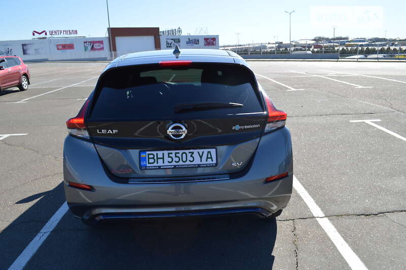 Хэтчбек Nissan Leaf 2018 в Одессе