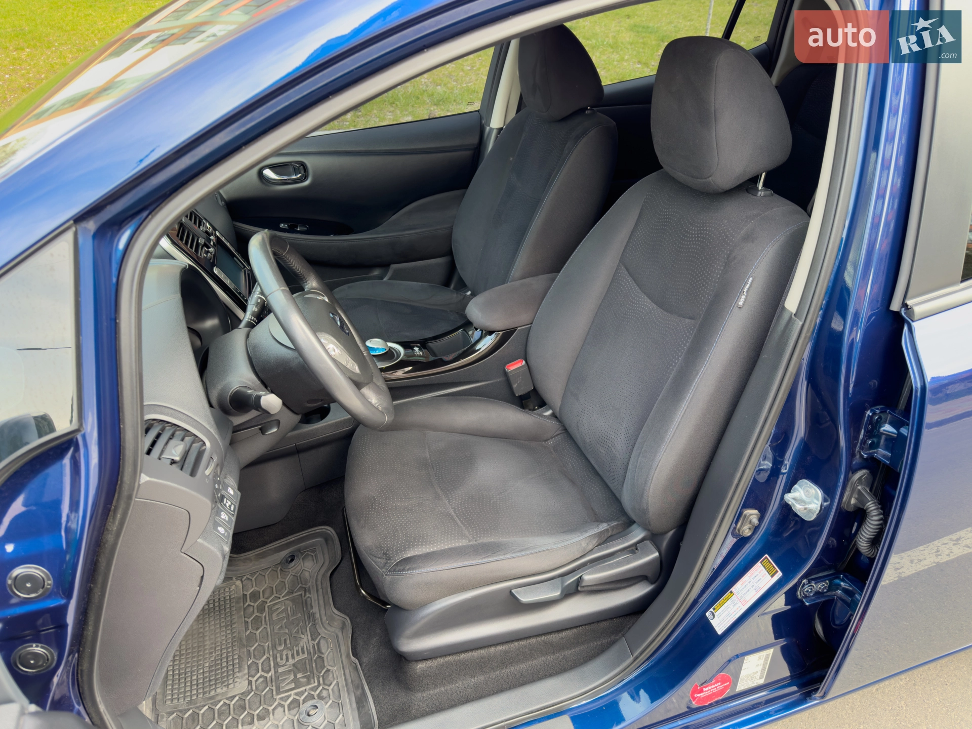 2017 Nissan Leaf - мініатюра 16