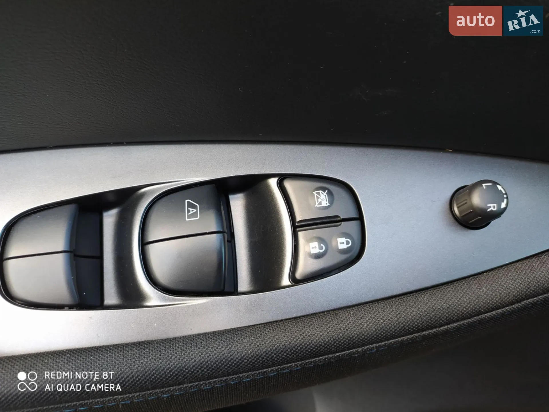 2019 Nissan Leaf - мініатюра 13