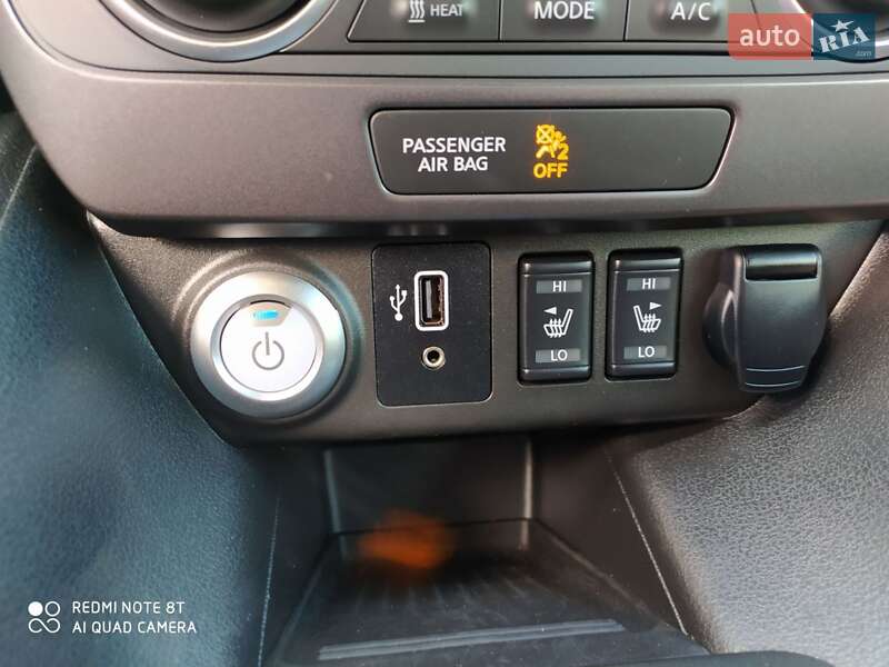 Хетчбек Nissan Leaf 2019 в Любомлі