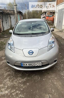 Хетчбек Nissan Leaf 2012 в Хмельницькому