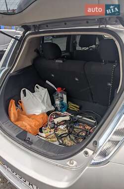 Хэтчбек Nissan Leaf 2013 в Киеве