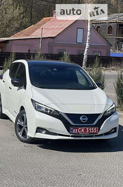 Хэтчбек Nissan Leaf 2018 в Полтаве