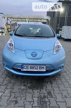 Хэтчбек Nissan Leaf 2015 в Черновцах