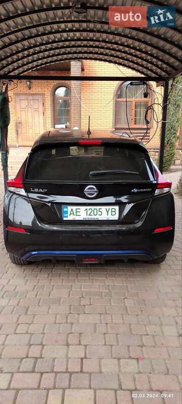 Хетчбек Nissan Leaf 2018 в Кривому Розі