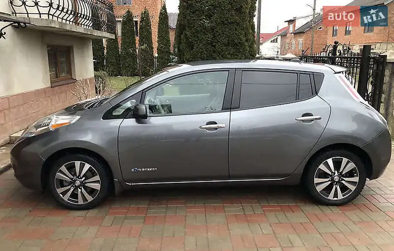 Nissan Leaf 2016