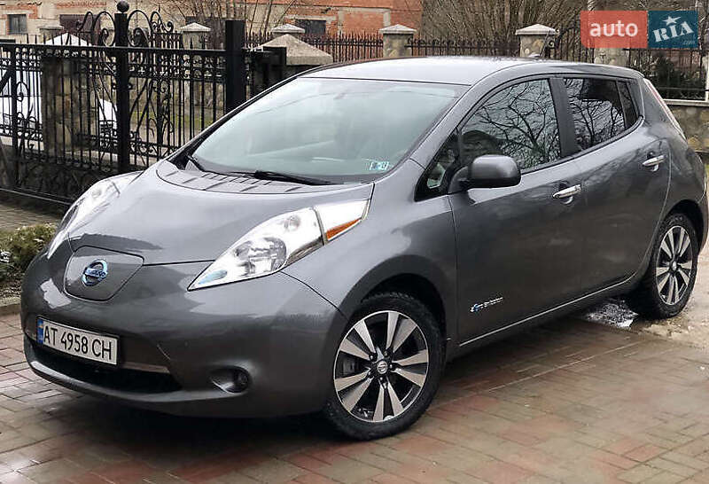 Хетчбек Nissan Leaf 2016 в Івано-Франківську