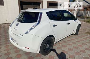 Хэтчбек Nissan Leaf 2014 в Запорожье