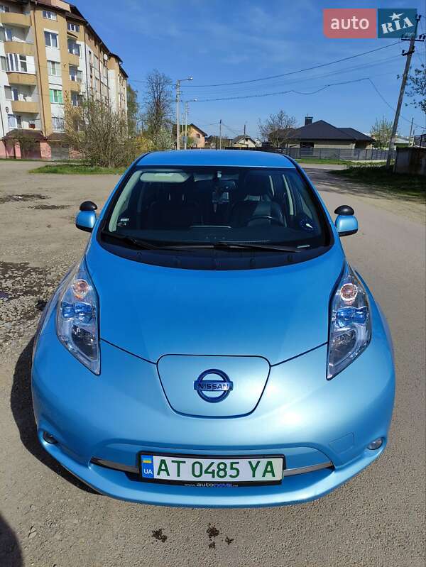Хэтчбек Nissan Leaf 2015 в Ивано-Франковске фото Хэтчбек Nissan Leaf 2015 в Ивано-Франковске