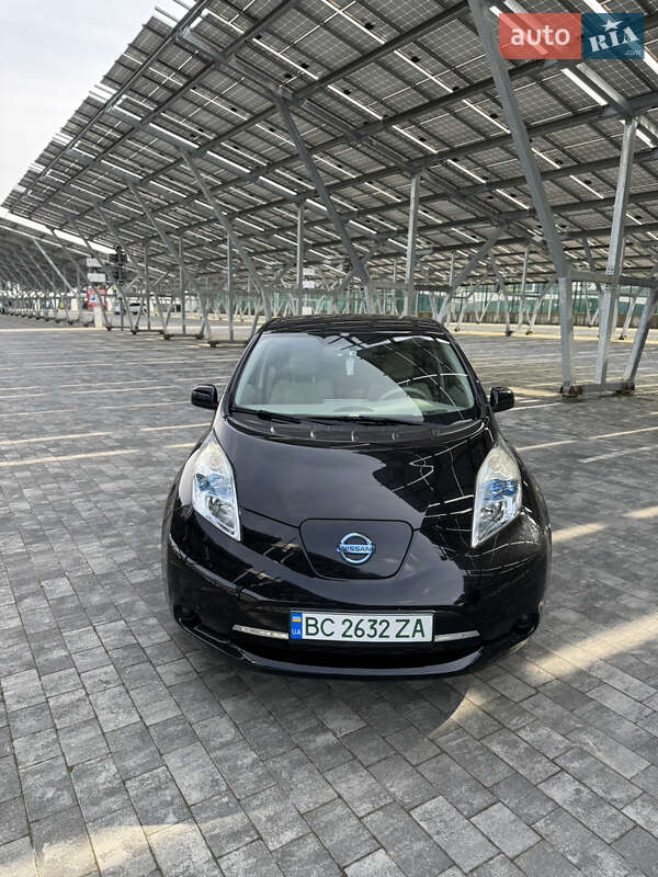Хетчбек Nissan Leaf 2012 в Львові