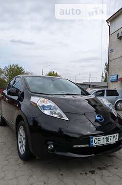 Хэтчбек Nissan Leaf 2012 в Черновцах