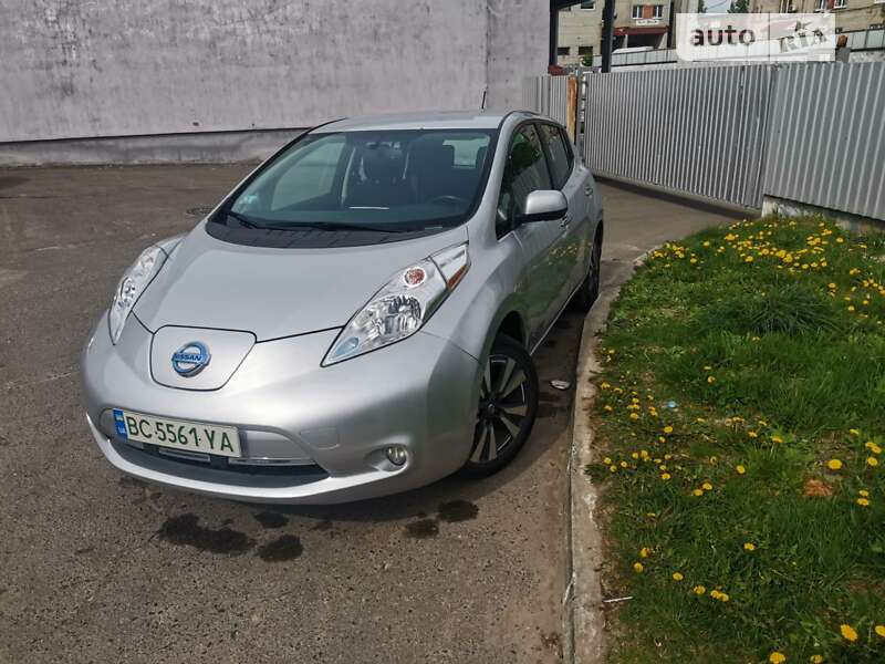 Хетчбек Nissan Leaf 2016 в Львові