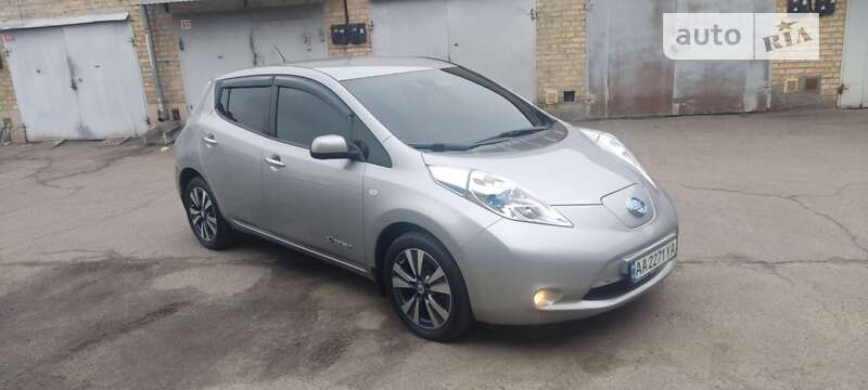 Nissan Leaf 2014