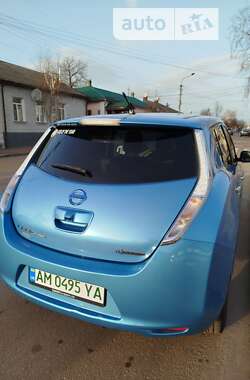 Хетчбек Nissan Leaf 2011 в Житомирі
