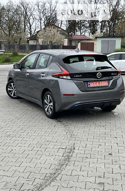 Хэтчбек Nissan Leaf 2022 в Киеве