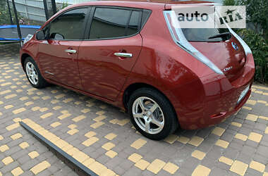 Хэтчбек Nissan Leaf 2013 в Виннице