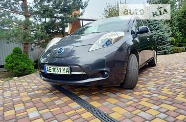 Хэтчбек Nissan Leaf 2013 в Днепре