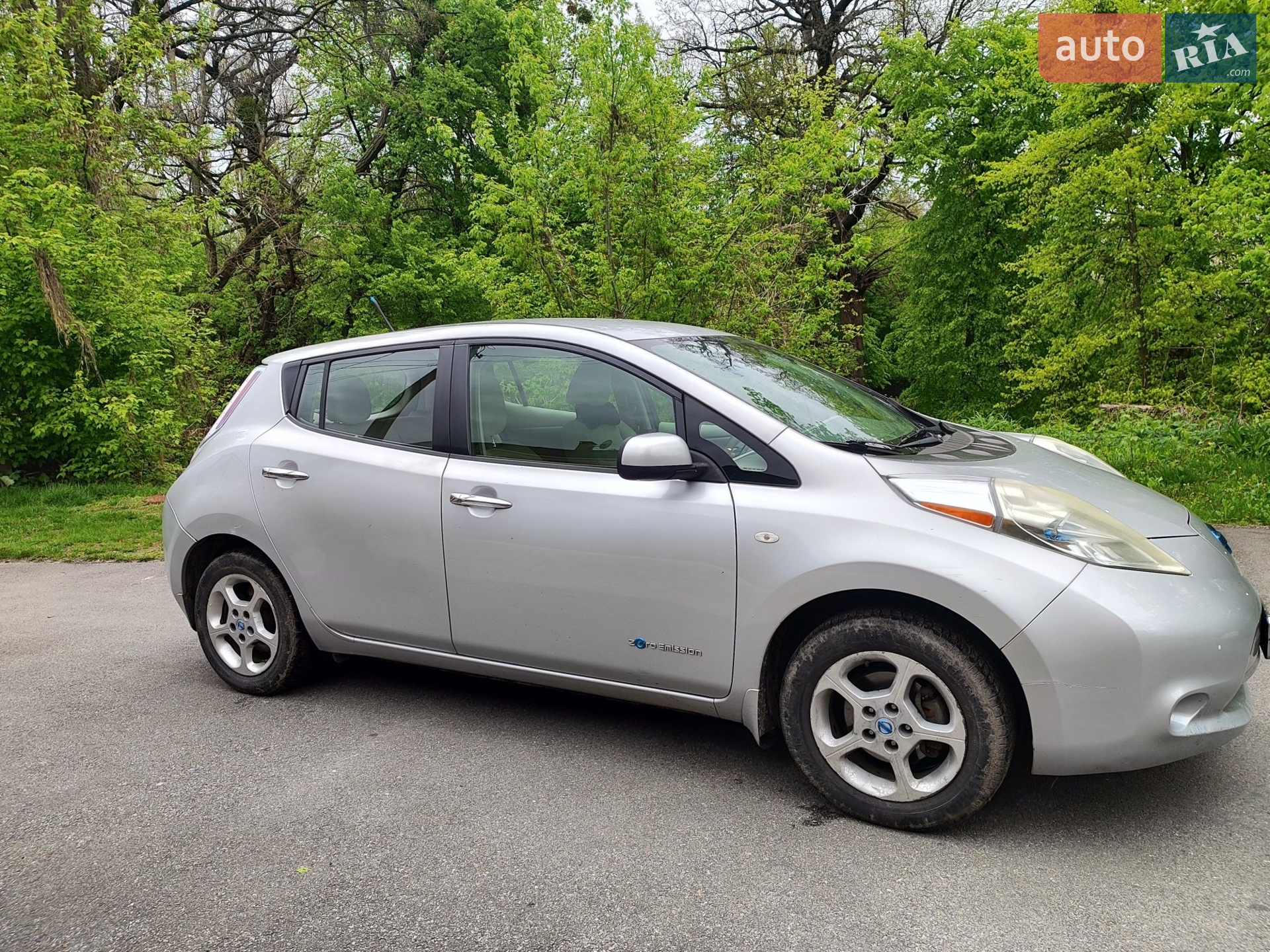 2011 Nissan Leaf - мініатюра 4