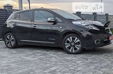 Хэтчбек Nissan Leaf 2014 в Луцке