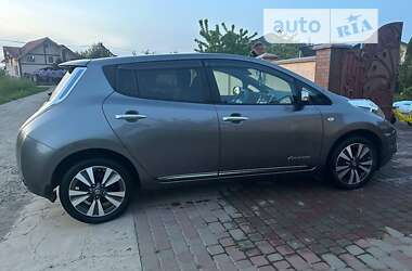 Хетчбек Nissan Leaf 2015 в Ужгороді