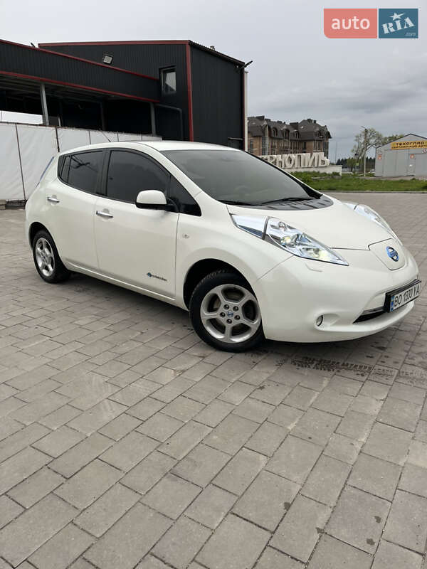 Хетчбек Nissan Leaf 2012 в Тернополі