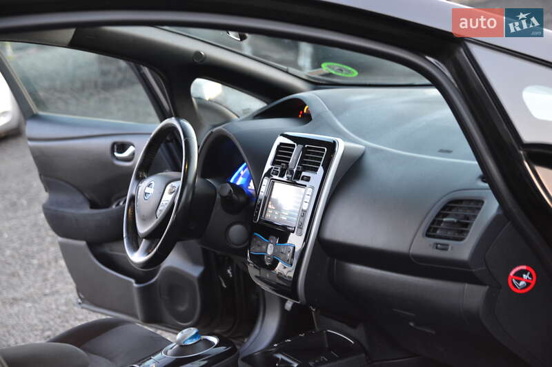 Хэтчбек Nissan Leaf 2014 в Луцке