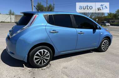 Хэтчбек Nissan Leaf 2011 в Виннице