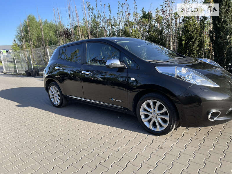 Хэтчбек Nissan Leaf 2013 в Луцке