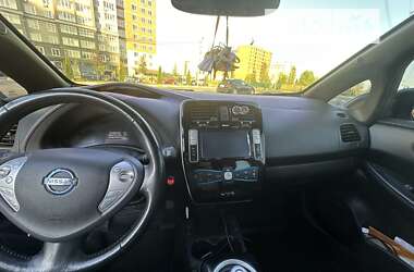 Хэтчбек Nissan Leaf 2013 в Ирпене
