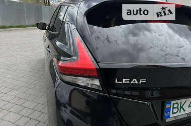 Хетчбек Nissan Leaf 2019 в Дубні