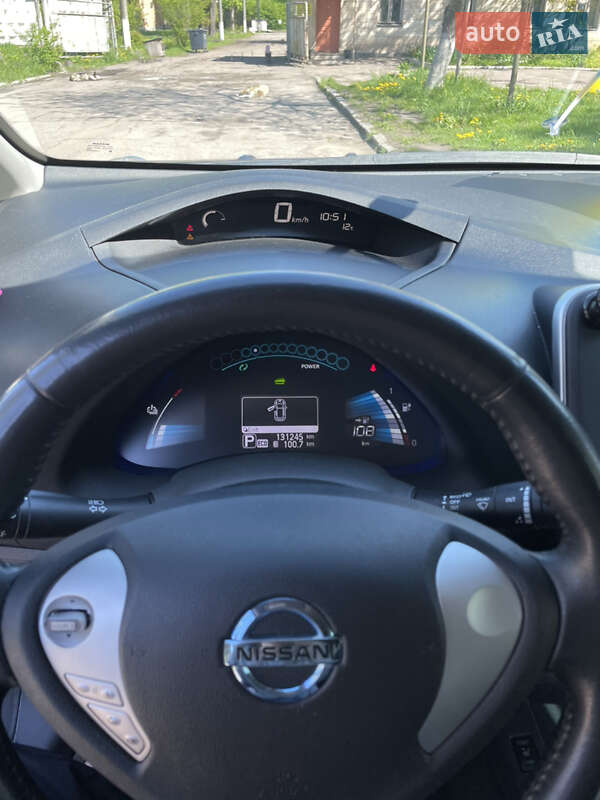Хетчбек Nissan Leaf 2014 в Житомирі