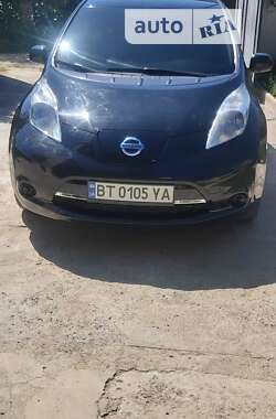Хэтчбек Nissan Leaf 2014 в Николаеве