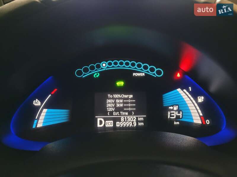 Хетчбек Nissan Leaf 2016 в Дніпрі