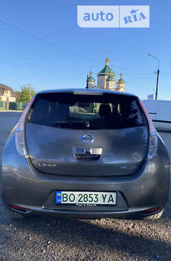 Хэтчбек Nissan Leaf 2015 в Тернополе
