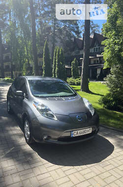 Хетчбек Nissan Leaf 2014 в Черкасах