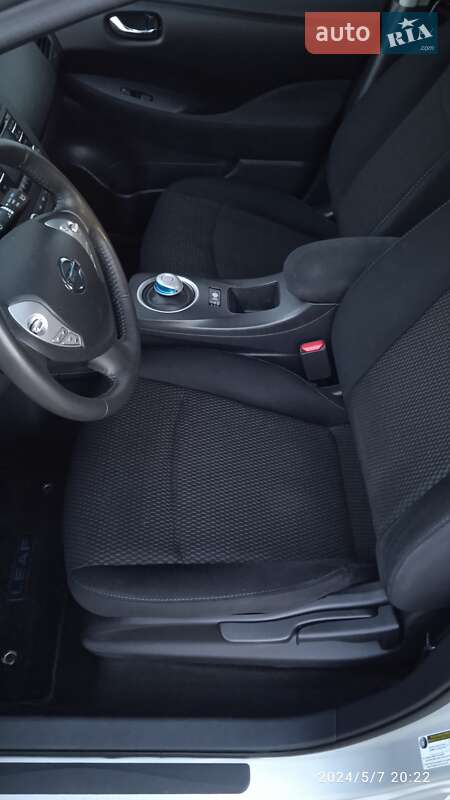 Хэтчбек Nissan Leaf 2014 в Немирове
