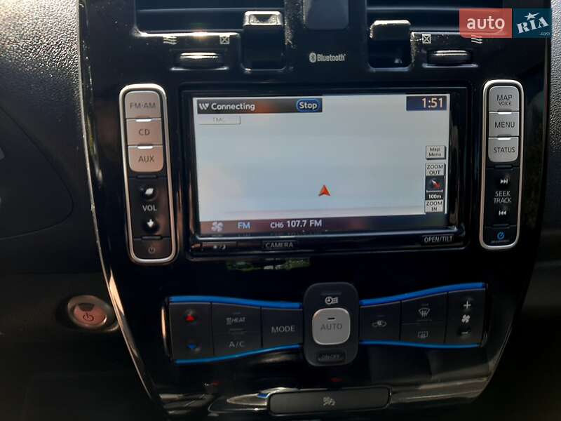 Хетчбек Nissan Leaf 2014 в Дніпрі