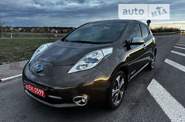 Хэтчбек Nissan Leaf 2016 в Луцке