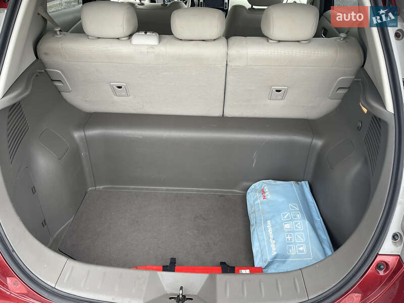 Хэтчбек Nissan Leaf 2011 в Одессе фото 4 Хэтчбек Nissan Leaf 2011 в Одессе