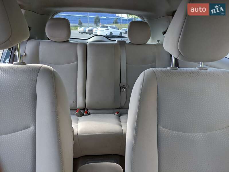 Хетчбек Nissan Leaf 2013 в Вінниці